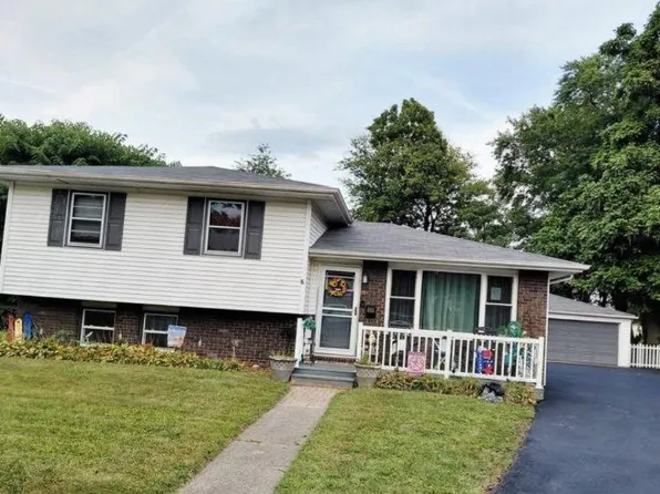 811 Henry Ct, Hobart, IN 46342