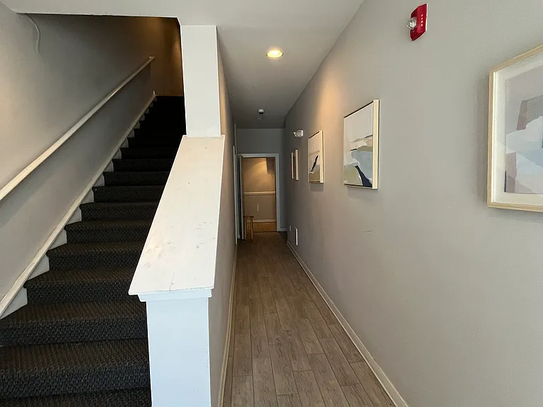 1608 Ridge Ave #401 — Photo 20