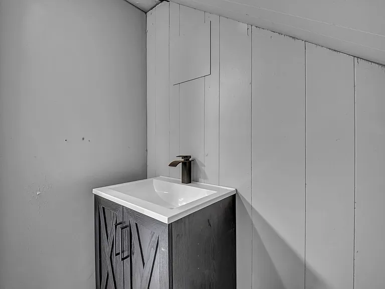 17001 Palda Dr — Photo 15