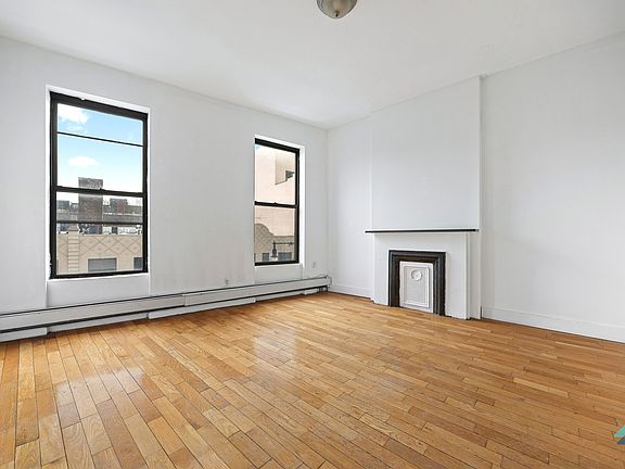 3rd image of 1407 Fulton St #3A