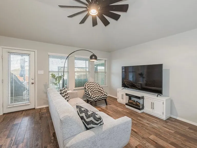14348 Artisan Dr — Photo 14