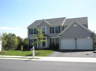 11 Cranberry Cir, Denver, PA 17517