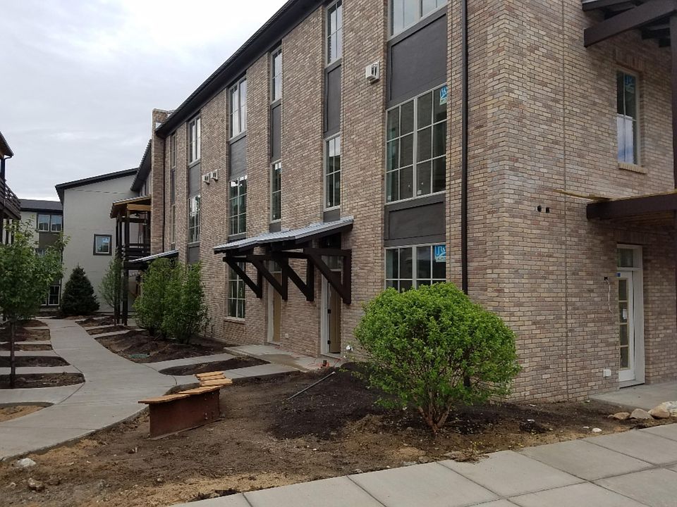 2nd image of 2008 Celadon Dr NE #99