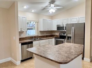 2016 NW 7th St, Cape Coral, FL 33993