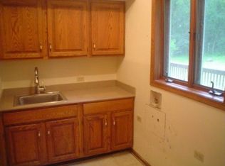 9 Autumn Trl, Barrington, IL 60010