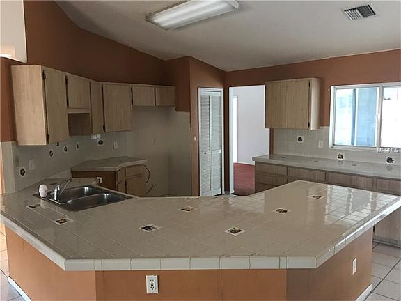 4th image of 2440 Deermeadow Dr
