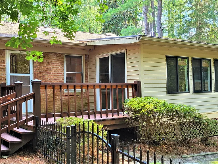 174 Boiling Springs Cir — Photo 40