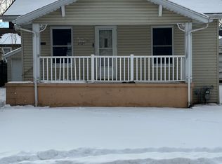 2129 E Roosevelt Ave, Decatur, IL 62521