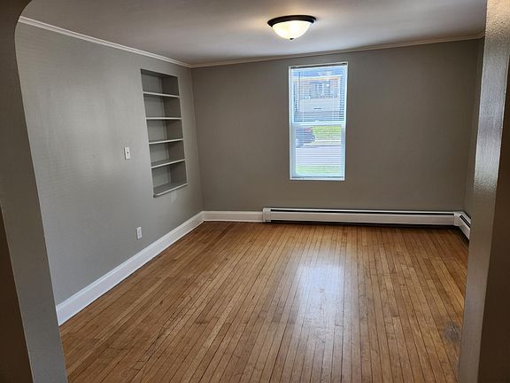 2nd image of 516 W Baraga Ave #1