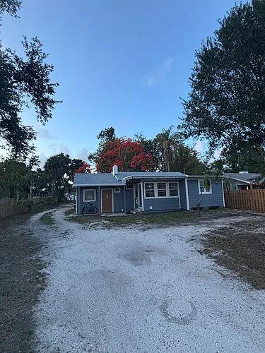 2107 Phillippi St #3 Photo 1