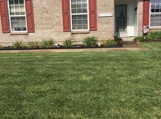 1849 Seasons Ridge Blvd, Evansville, IN