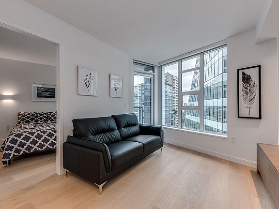 3rd image of 1289 Hornby St #1102