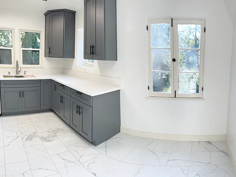 1764 Prospect Dr — Photo 9