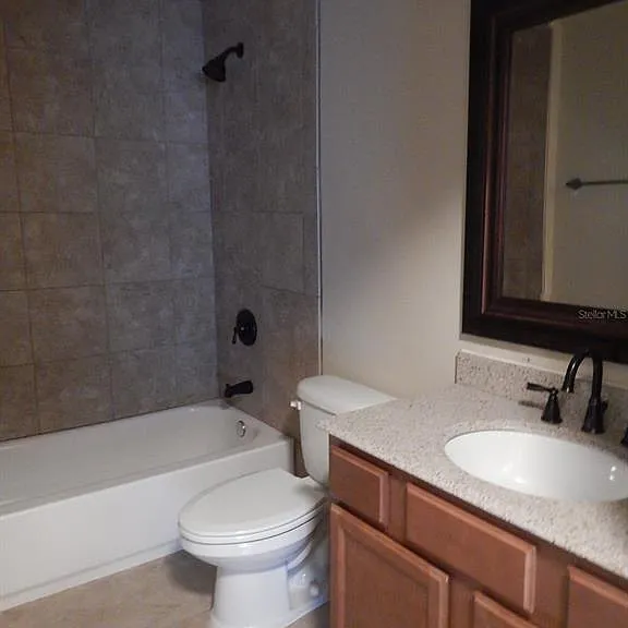 453 W Desoto St — Photo 9