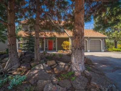 2561 NE 6th St, Bend, OR, 97701
