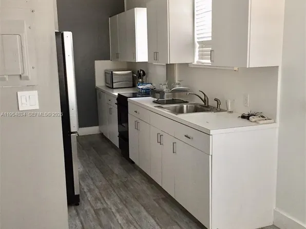 610 8th St APT 103, Miami Beach, FL 33139