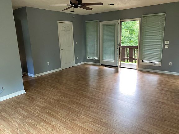 2nd image of 82 Rocky Ln