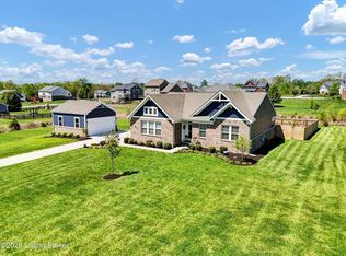 1208 Summit Parks Dr, La Grange, KY 40031