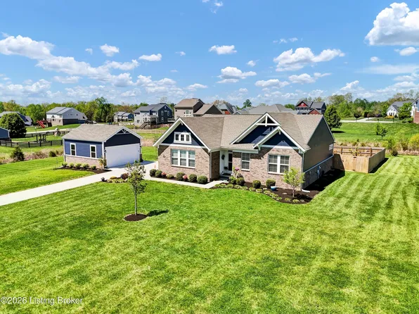 1208 Summit Parks Dr, La Grange, KY 40031