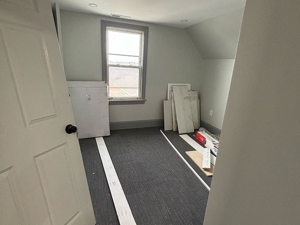 2nd image of 149-151 Falcon St #3
