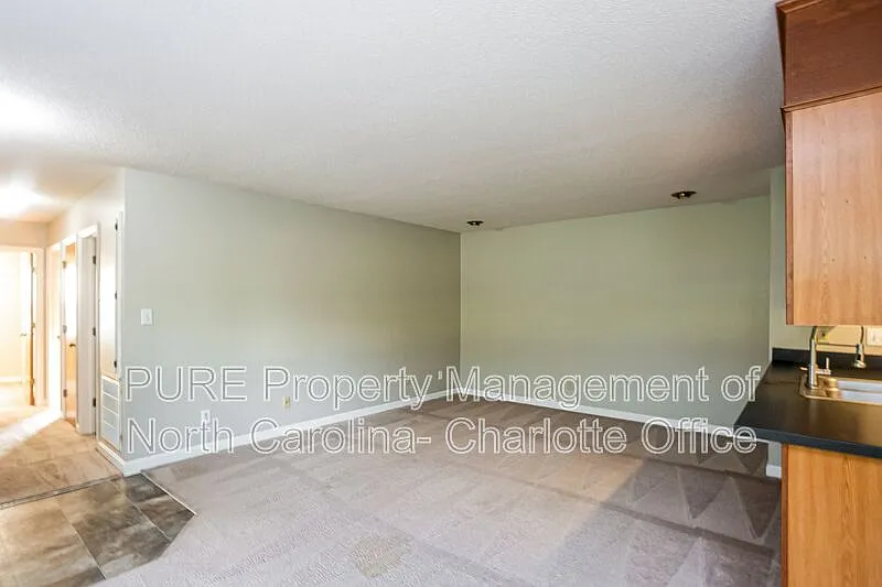 3 bed, 2.0 bath, 1100 sqft, $1,510 — Photo 4