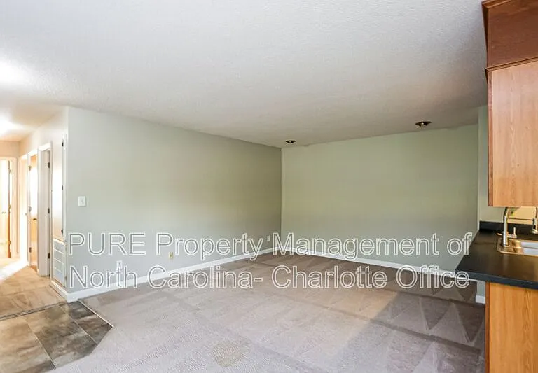 18805 Bluff Point Rd #B — Photo 4