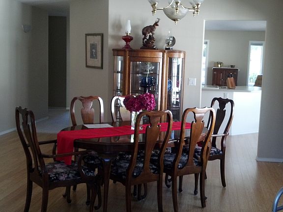 Formal dining