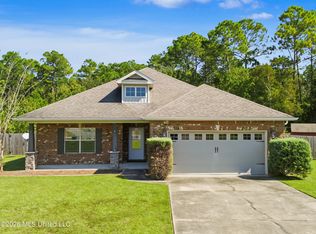 12021 Sugar Maple Dr, Vancleave, MS 39565