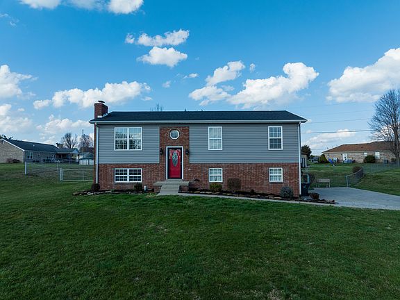 2nd image of 1151 Countryside Dr