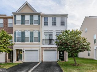15673 John Diskin Cir, Woodbridge, VA 22191