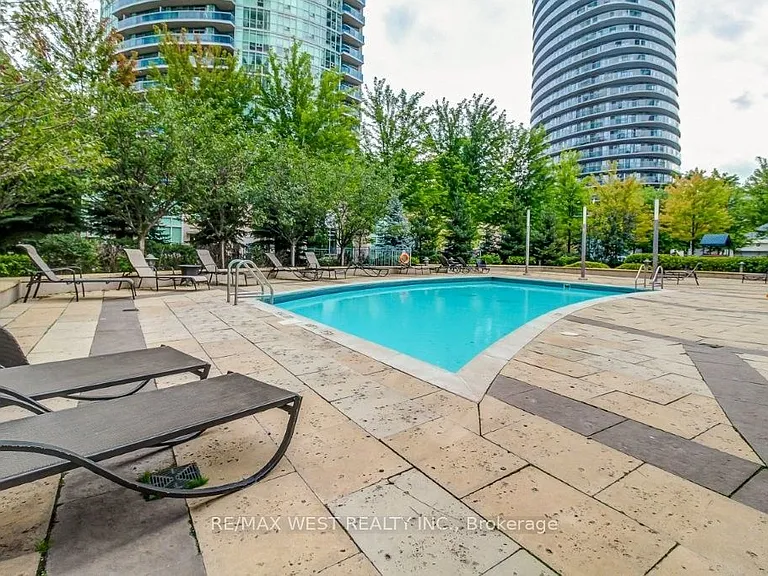 90 Absolute Ave #2506 — Photo 35