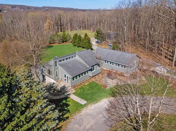 76 Michigan Hollow Rd, Ithaca, NY 14850