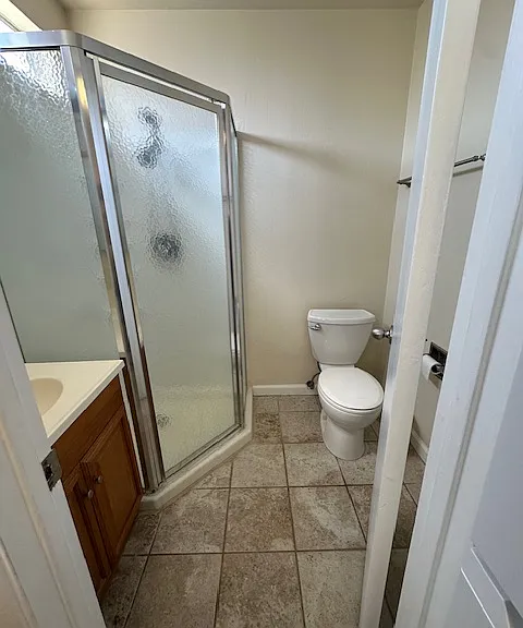 815 Liverpool Ct #C — Photo 8