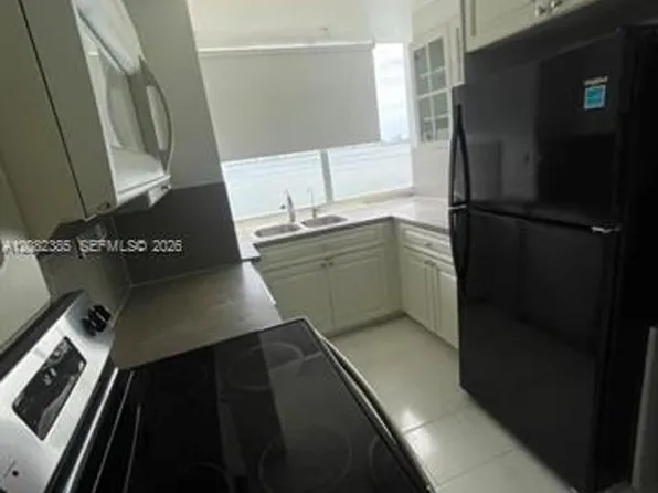 3301 NE 5th Ave APT 1211, Miami, FL 33137