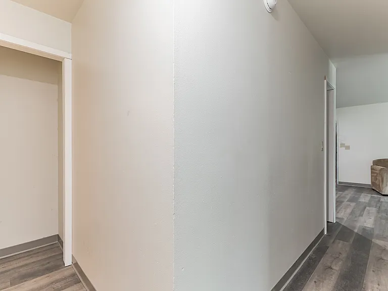 370 N Tratt St — Photo 24