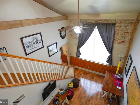 37 N 4th St, Gettysburg, PA 17325