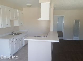 1004 E Rosecrans Ave APT J, East Rancho Dominguez, CA 90221