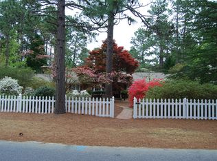 10 McLeod Rd, Pinehurst, NC 28374