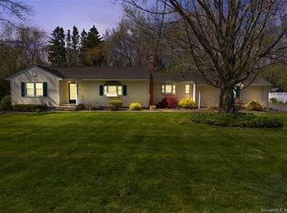 505 Three Mile Hill Rd, Middlebury, CT 06762