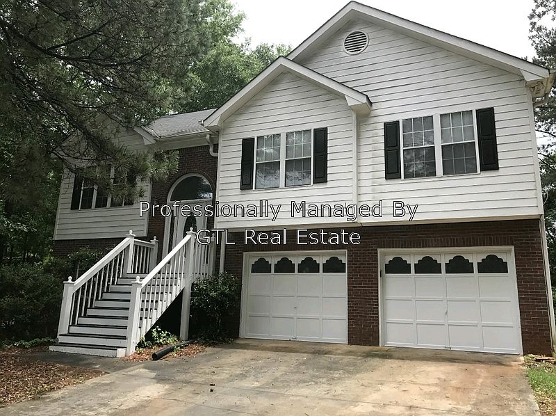 1st image of 4620 Pembrooke Ct SE