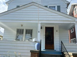 528 Walton Pl, Madison, WI 53704