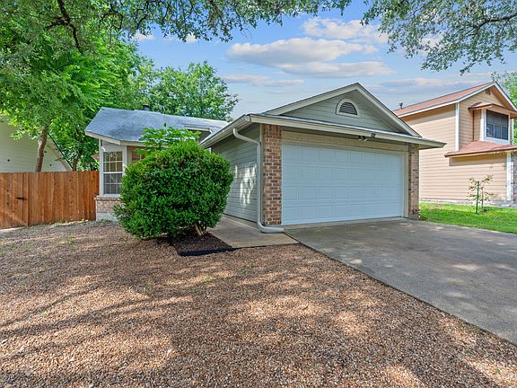 2nd image of 803 Cool Water Dr
