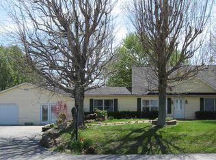 2520 Otter Gap Rd, Bowling Green, KY 42101