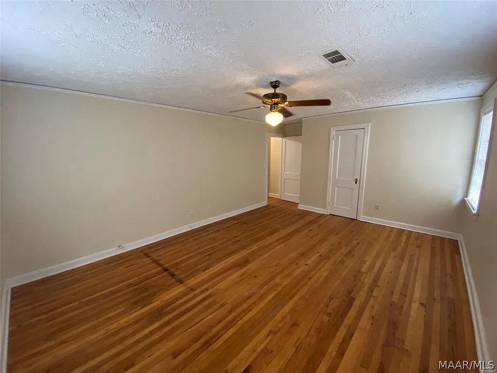 2 bed, 1.0 bath, 1000 sqft, $1,000 — Photo 4