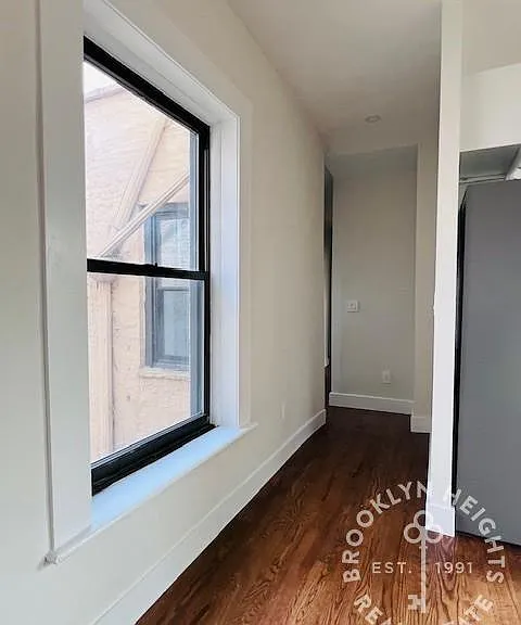 49 Garden Pl #4N — Photo 6