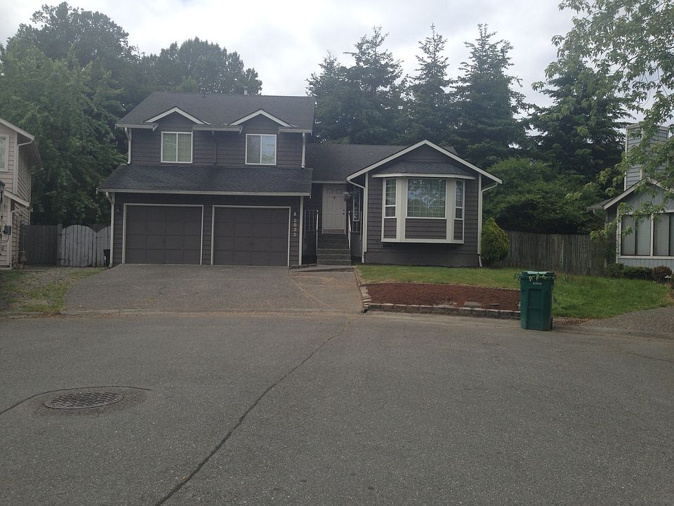 1st image of 2932 210th St SW