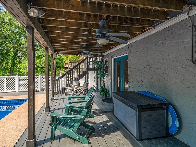 3902 Laird Ln — Photo 36
