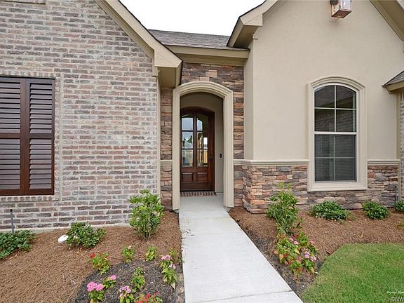 2nd image of 266 Acadiana Creek Dr