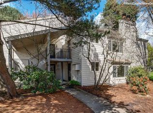 10013 SW Trapper Ter, Beaverton, OR 97008