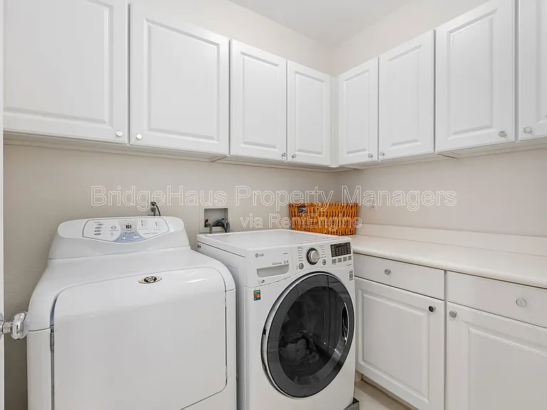 1381 Old Janal Ranch Rd — Photo 32